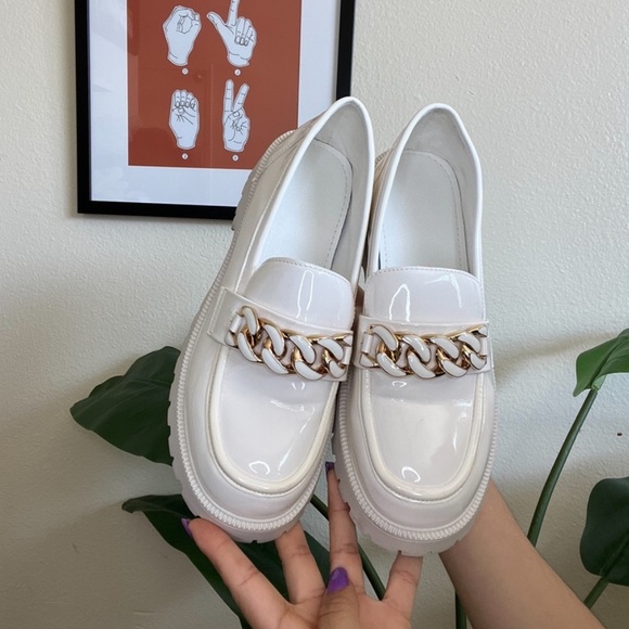 Latterier-  chain strap platform loafers in cream white color - Picture 1 of 8